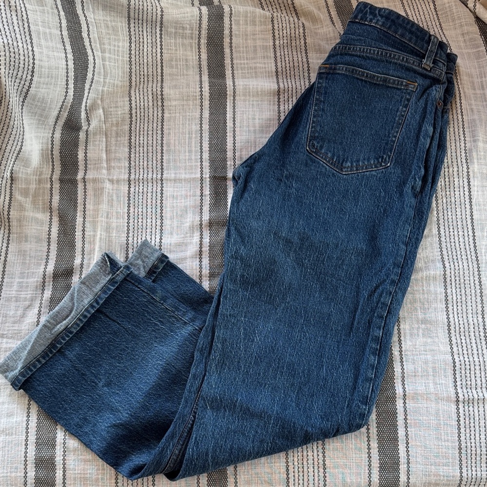 Abercrombie and Fitch 90’s Relaxed High Rise